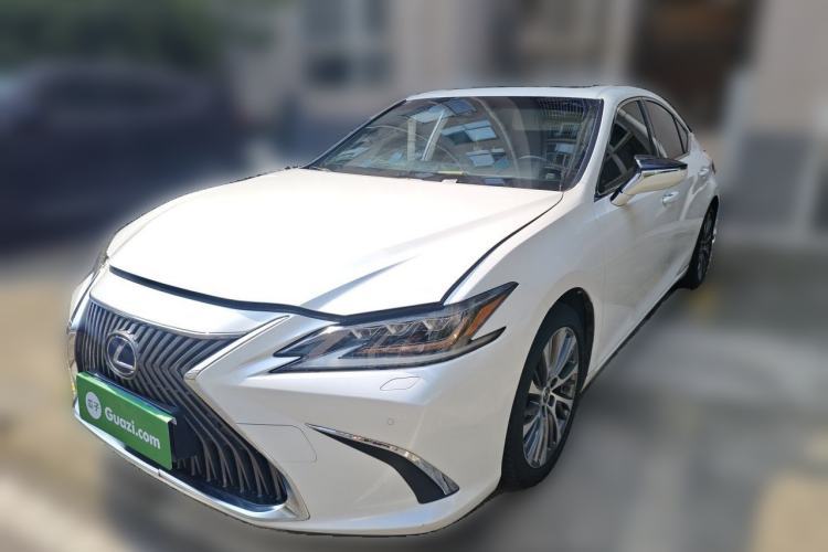 Used Lexus ES 2020 300h Deluxe Edition Guazi used car, China used car export, Used car for sale, Used  cars, Cheapest cars for sale