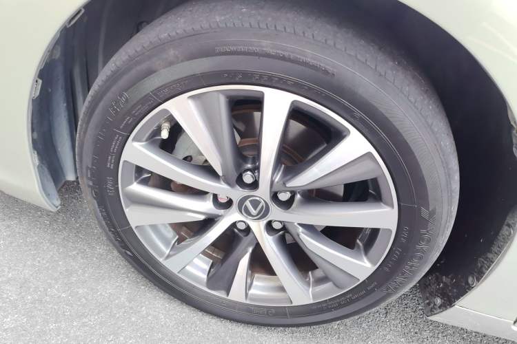 Used Lexus ES 2020 200 Excellence Edition Exterior 2