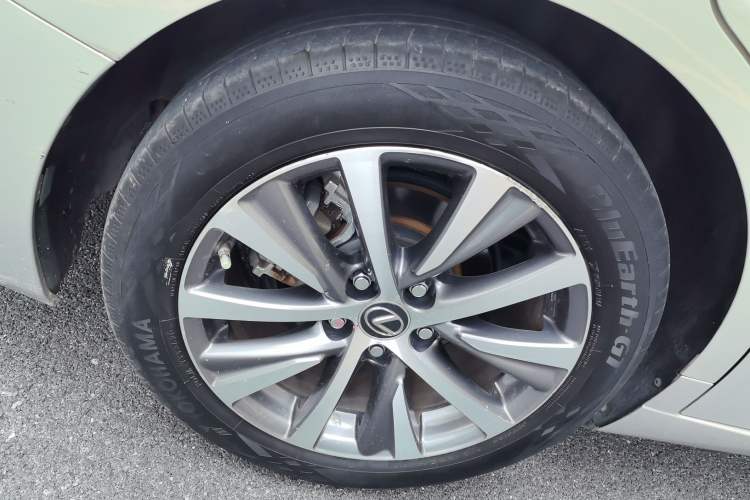 Used Lexus ES 2020 200 Excellence Edition Exterior 3
