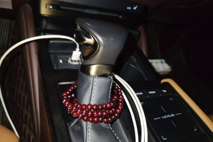 Used Lexus ES 2020 200 Excellence Edition Gear Lever