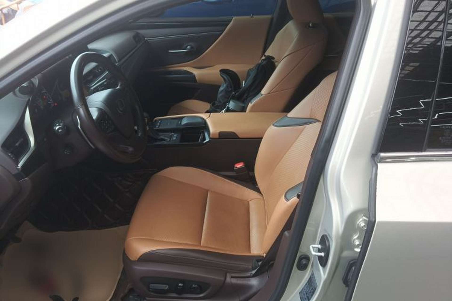 Used Lexus ES 2020 200 Excellence Edition Left Front Seat