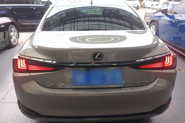 Used Lexus ES 2020 200 Excellence Edition Rear