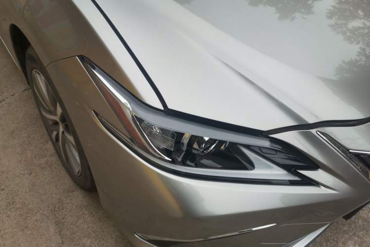 Used Lexus ES 2020 200 Excellence Edition Right Front Headlight