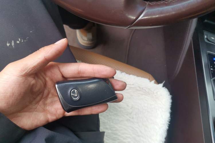 Used Lexus ES 2020 200 Excellence Edition Vehicle Key