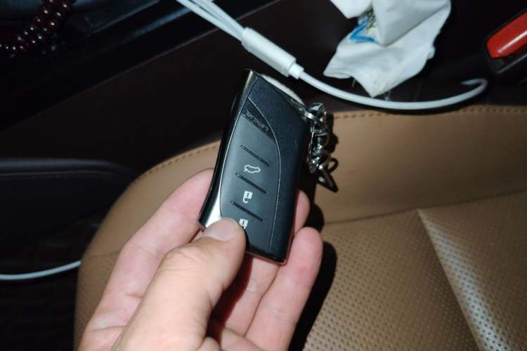 Used Lexus ES 2020 200 Excellence Edition Vehicle Key
