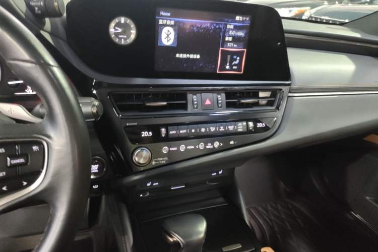 Used Lexus ES 2021 200 Excellence Edition Audio And AC Panel