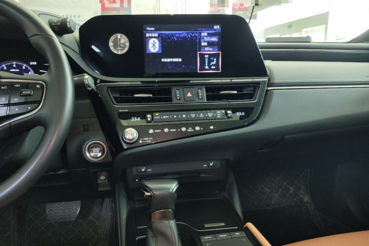 Used Lexus ES 2021 200 Excellence Edition Audio And AC Panel