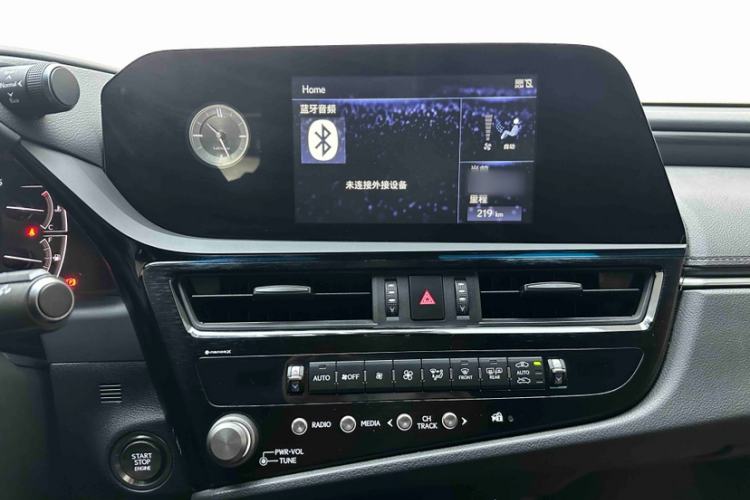 Used Lexus ES 2021 200 Excellence Edition Audio And AC Panel