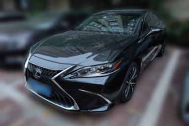 Used Lexus ES 2021 300h Deluxe Edition