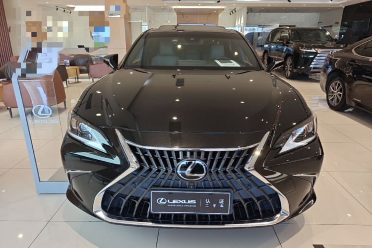 Used Lexus ES 2021 200 Excellence Edition Front