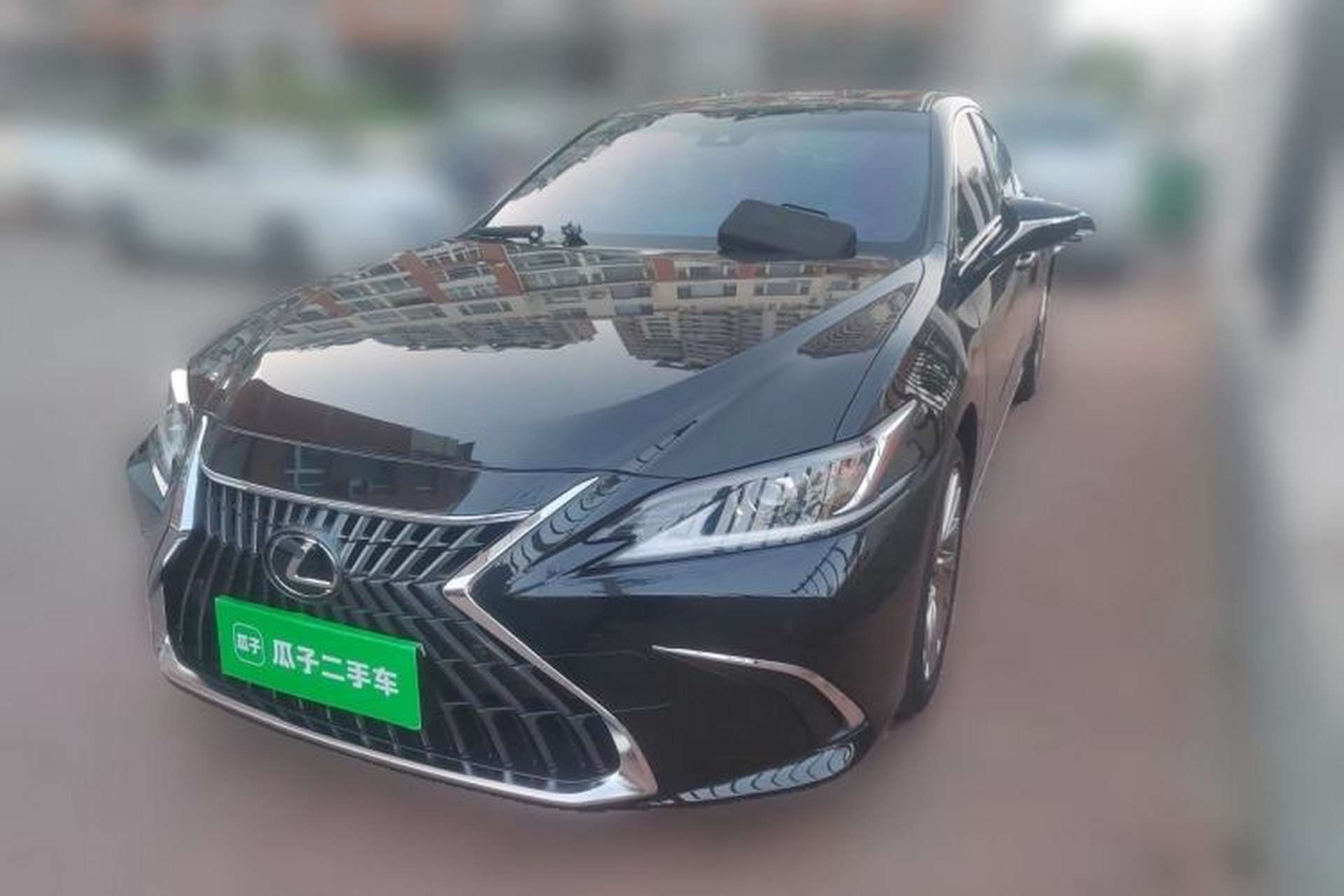 Used Lexus ES 2021 260 Excellence Edition Front Left 45 Deg