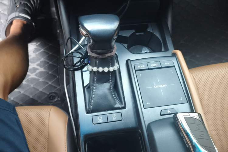 Used Lexus ES 2021 260 Excellence Edition Gear Lever