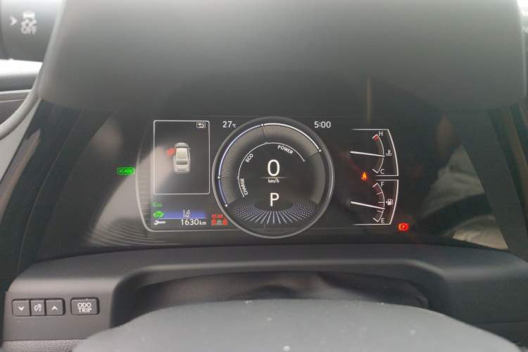 Used Lexus ES 2021 300h Excellence Edition Instrument Cluster