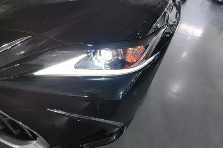 Used Lexus ES 2021 200 Excellence Edition Left Front Headlight