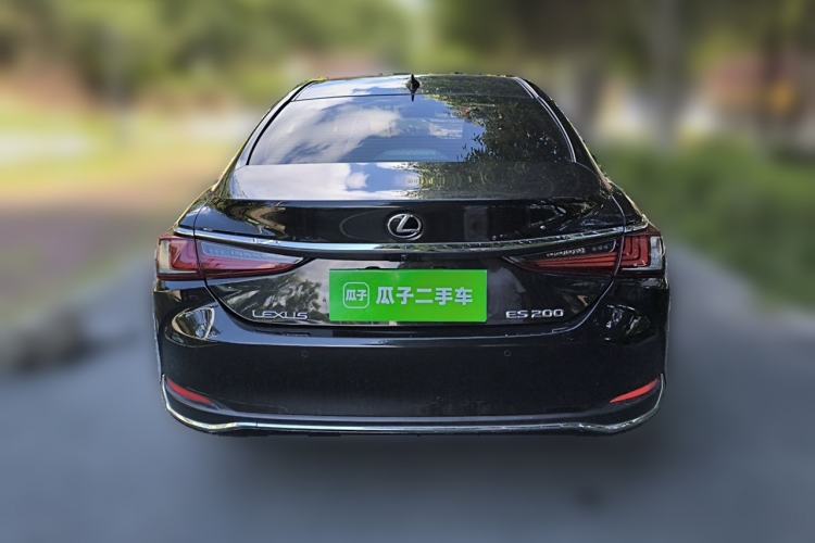 Used Lexus ES 2021 200 Excellence Edition Rear