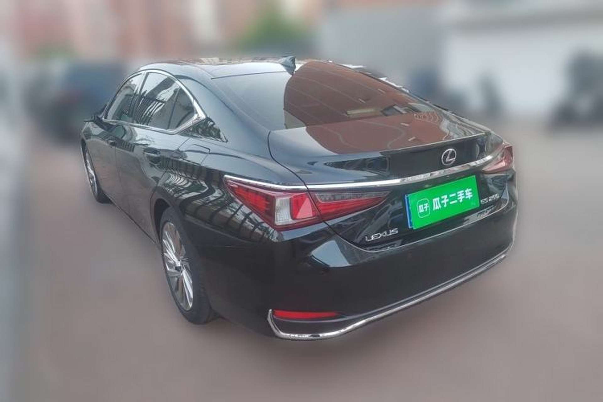 Used Lexus ES 2021 260 Excellence Edition Rear Left 45 Deg