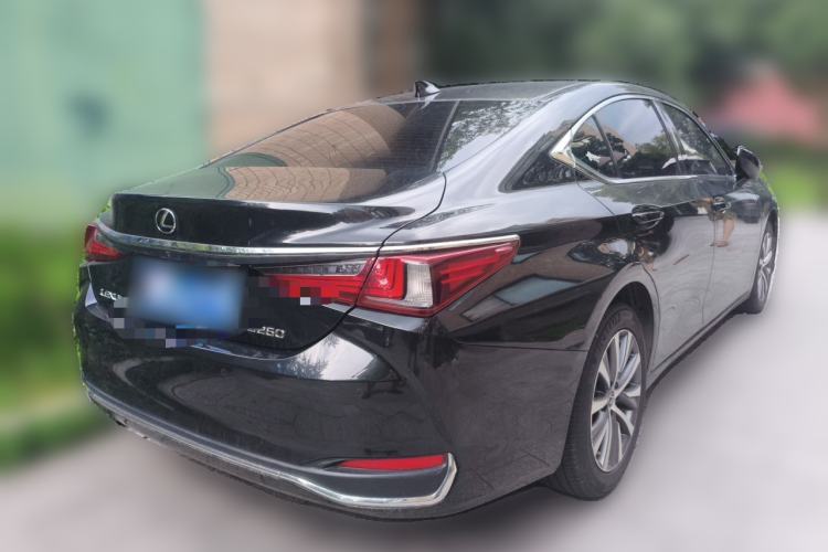 Used Lexus ES 2021 260 Excellence Edition Rear Right 45 Deg