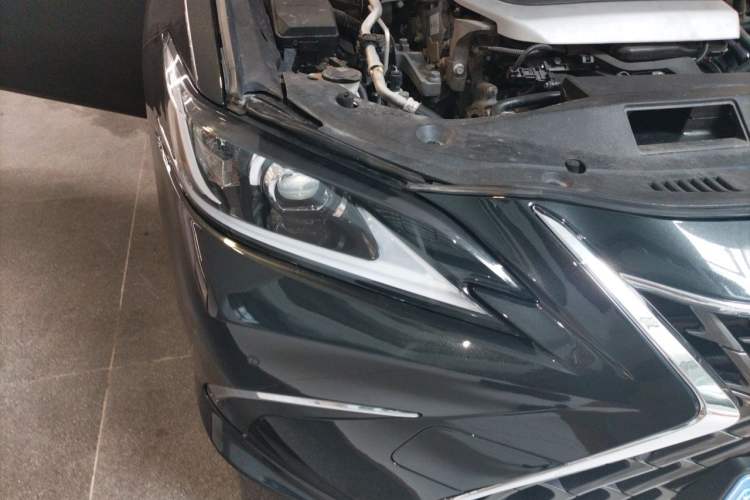 Used Lexus ES 2021 200 Excellence Edition Right Front Headlight