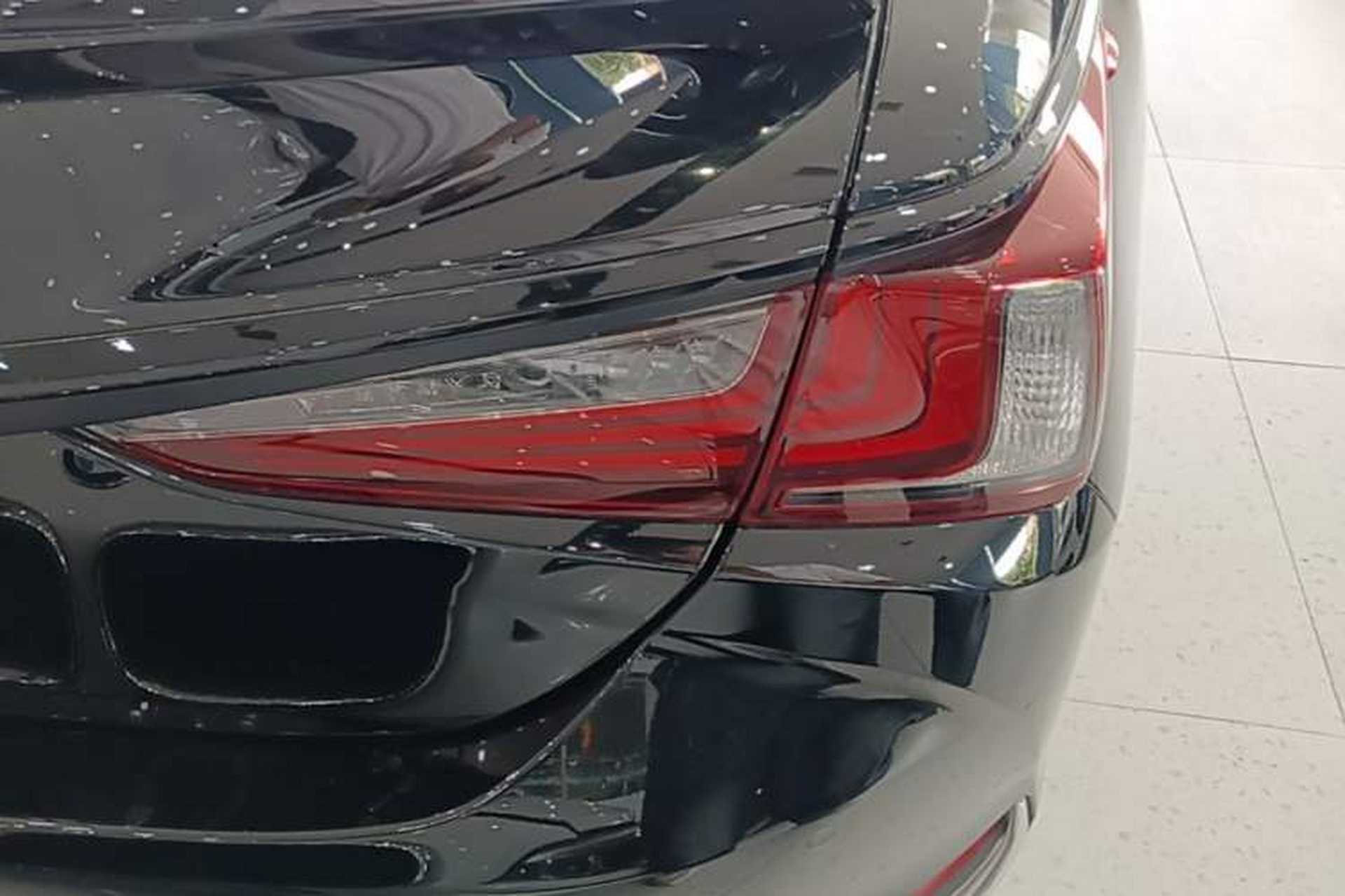 Used Lexus ES 2021 300h Excellence Edition Right Rear Taillight