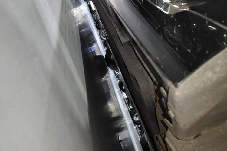 Used Lexus ES 2021 200 Excellence Edition Right Side Sill