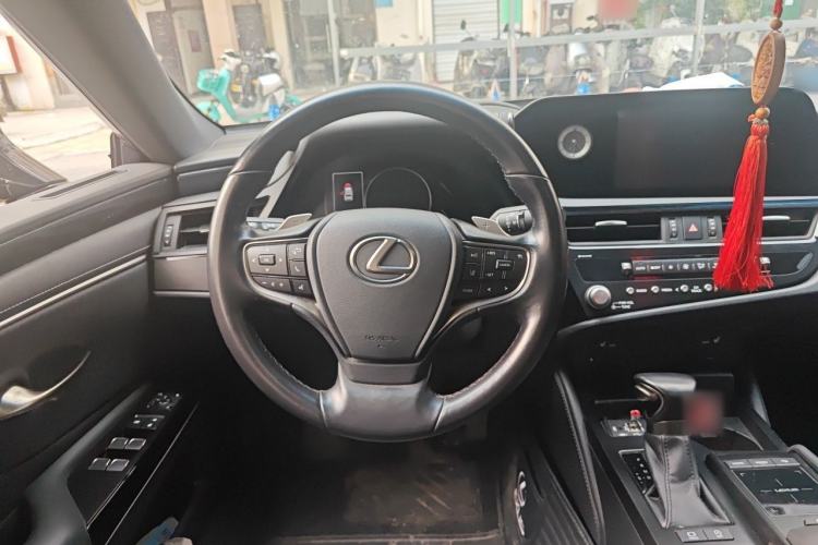 Used Lexus ES 2021 260 Excellence Edition Steering Wheel