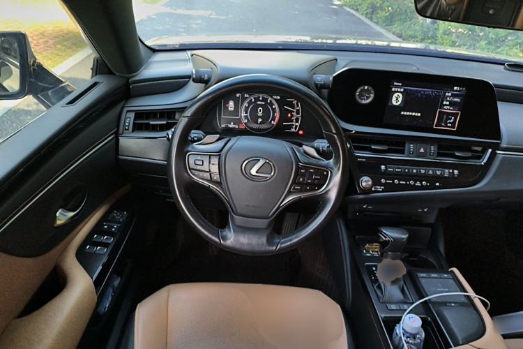 Used Lexus ES 2021 200 Excellence Edition Steering Wheel