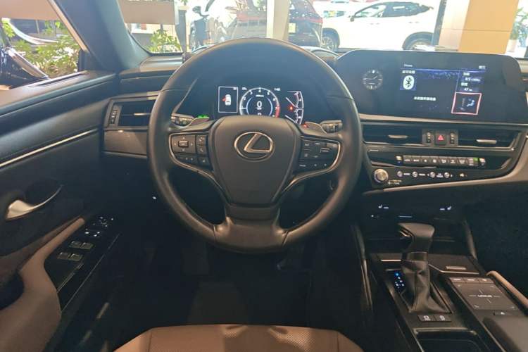 Used Lexus ES 2021 200 Excellence Edition Steering Wheel
