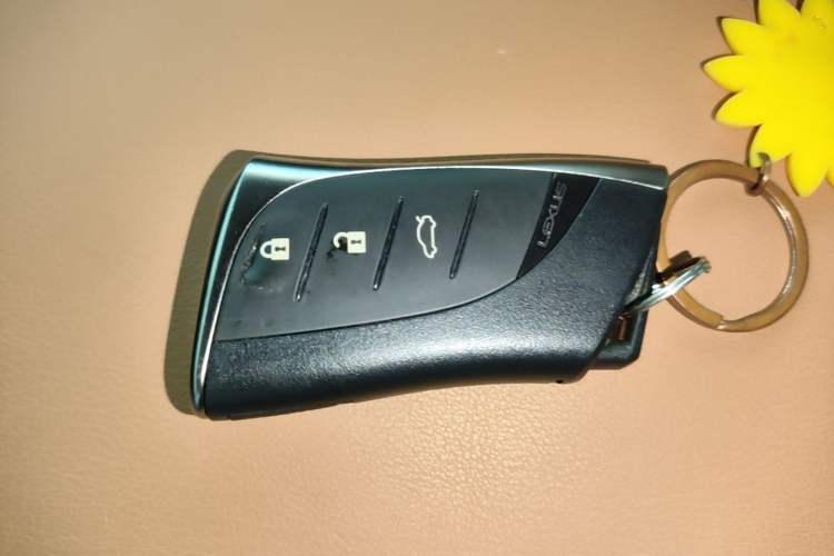 Used Lexus ES 2021 200 Excellence Edition Vehicle Key