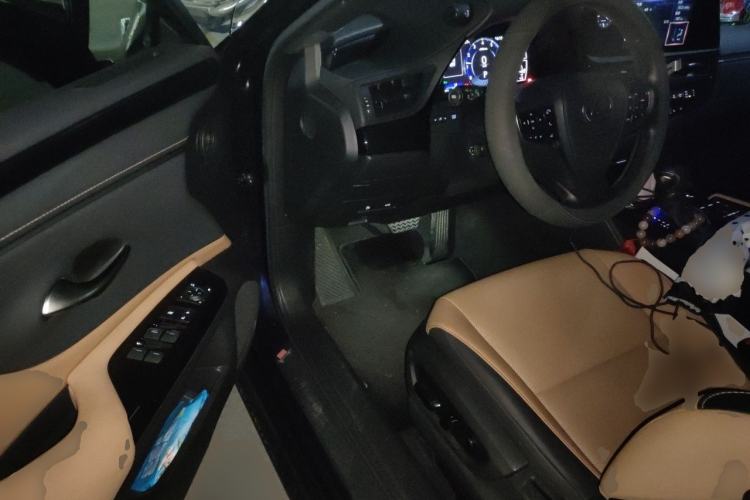 Used Lexus ES 2021 200 Excellence Edition Driver Seat