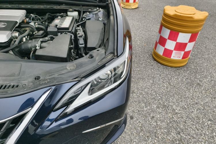 Used Lexus ES 2021 200 Excellence Edition Engine Bay Left