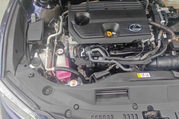 Used Lexus ES 2021 300h Excellence Edition Engine Bay Right