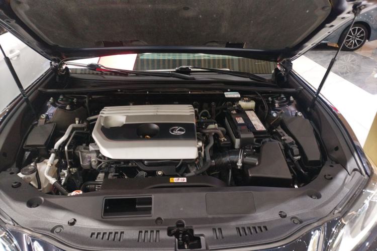 Used Lexus ES 2021 200 Excellence Edition Engine Bay