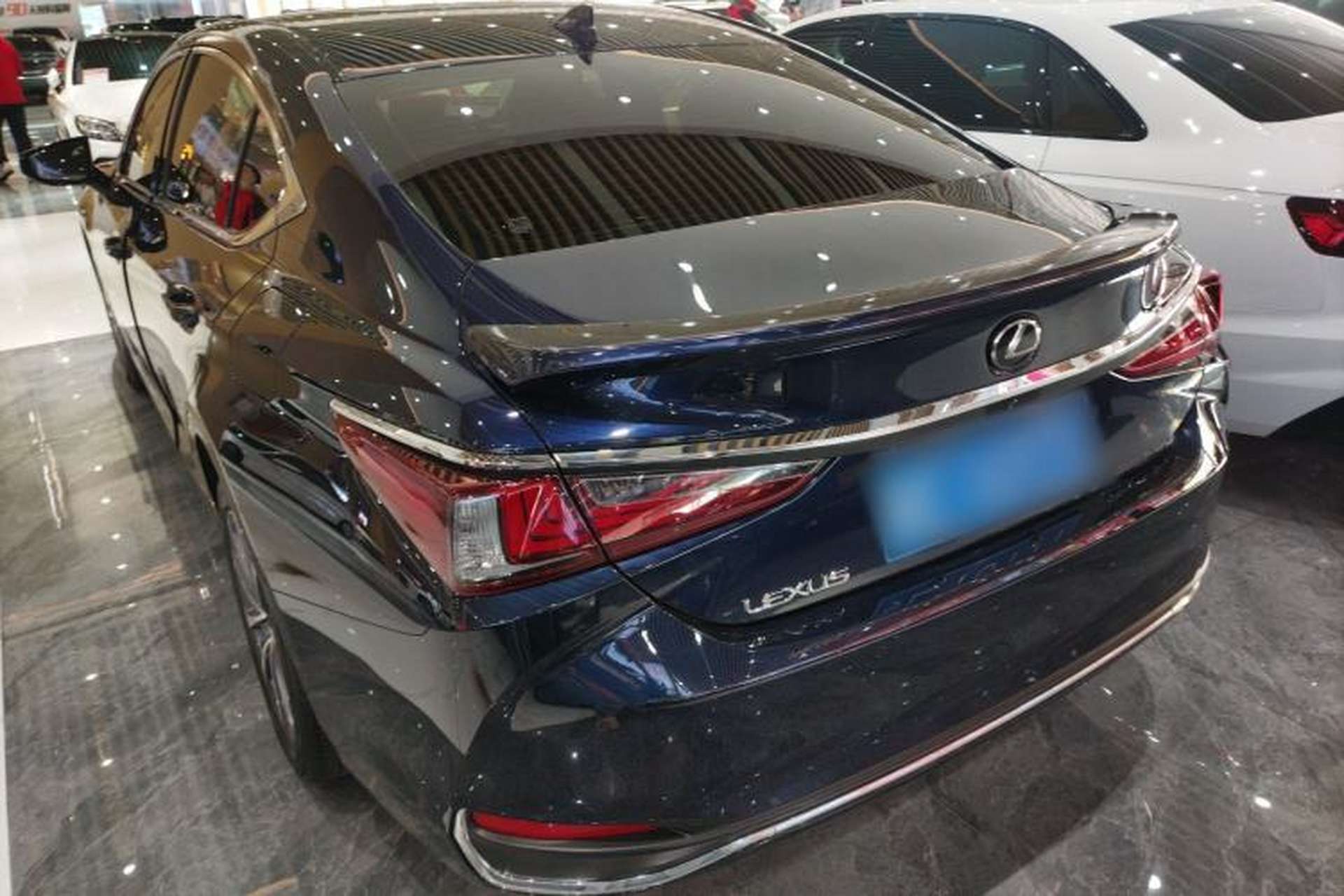 Used Lexus ES 2021 200 Excellence Edition Exterior 2