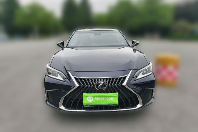 Used Lexus ES 2021 200 Excellence Edition Front
