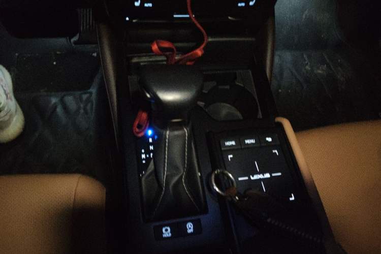 Used Lexus ES 2021 200 Excellence Edition Gear Lever