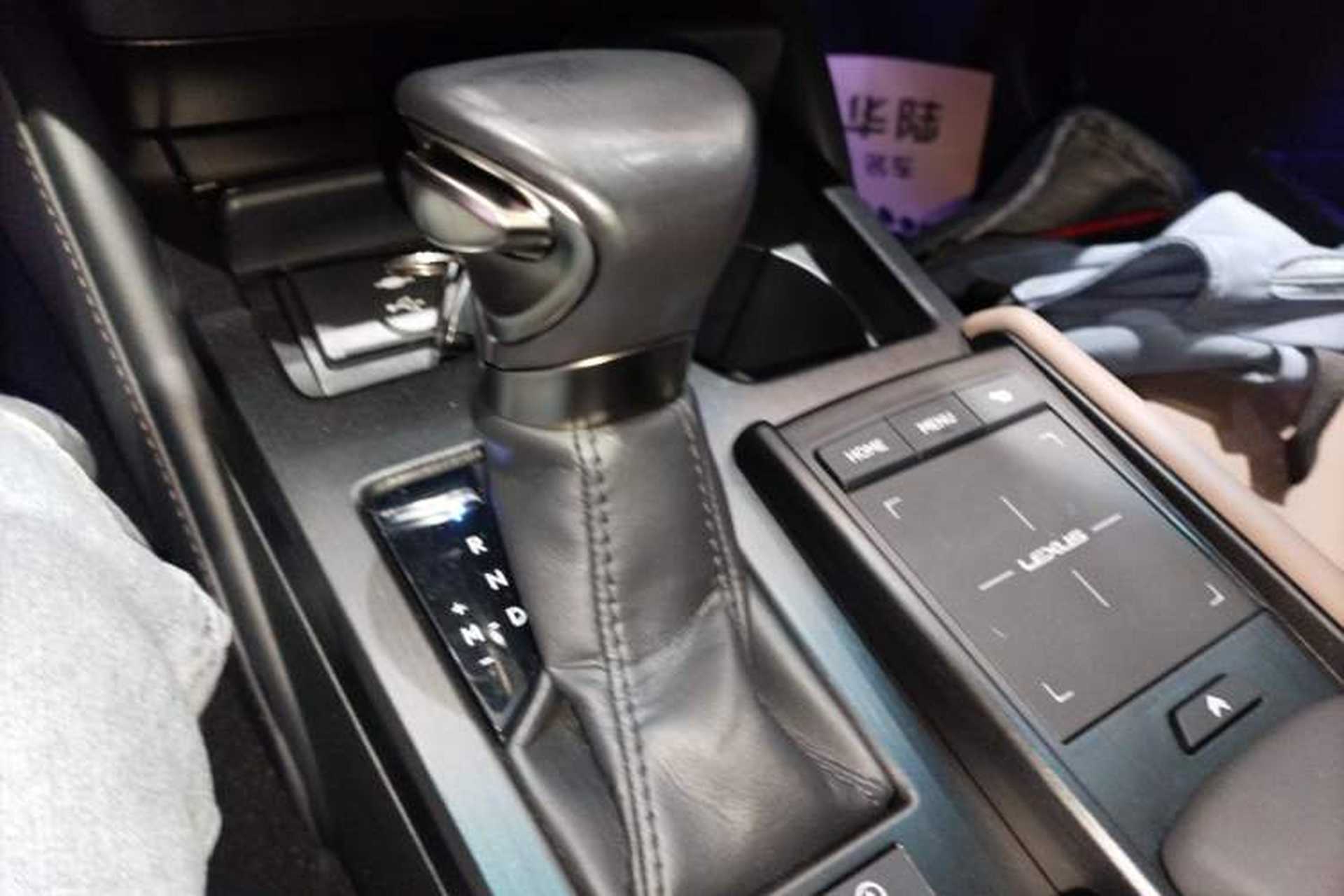 Used Lexus ES 2021 200 Excellence Edition Gear Lever