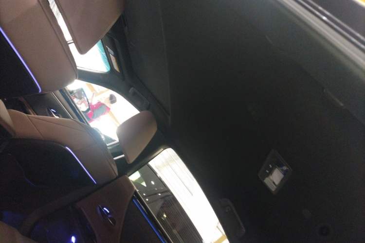 Used Lexus ES 2021 200 Excellence Edition Headliner
