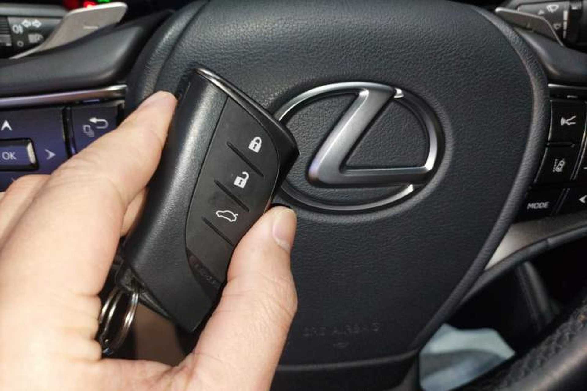 Used Lexus ES 2021 200 Excellence Edition Interior 1