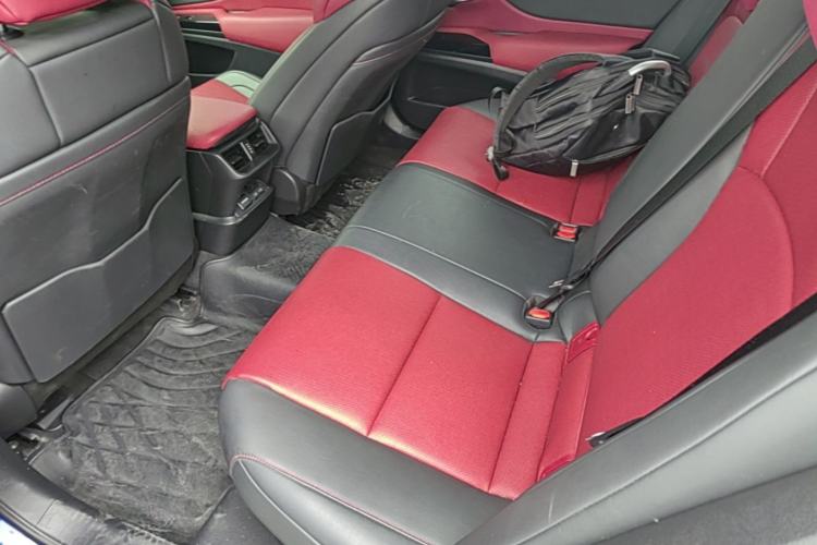 Used Lexus ES 2021 300h F SPORT Left Rear Seat