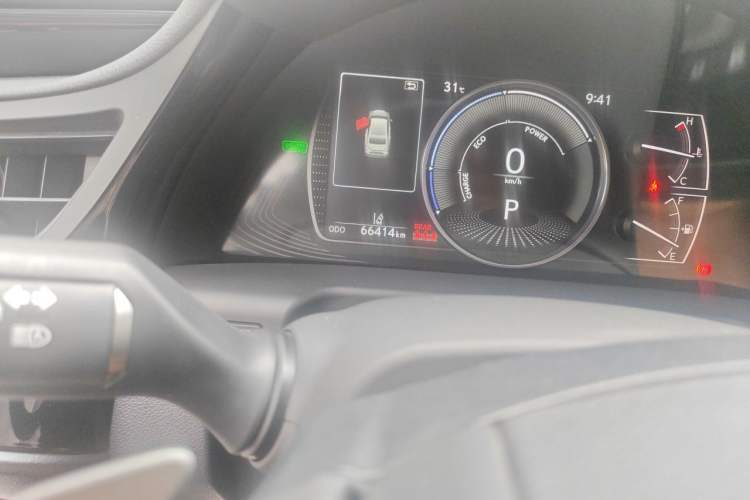 Used Lexus ES 2021 300h Excellence Edition Odometer Close Up
