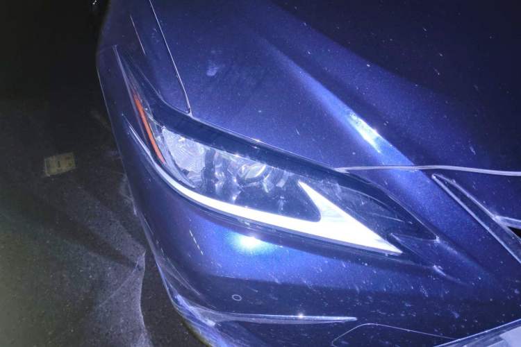 Used Lexus ES 2021 200 Excellence Edition Right Front Headlight