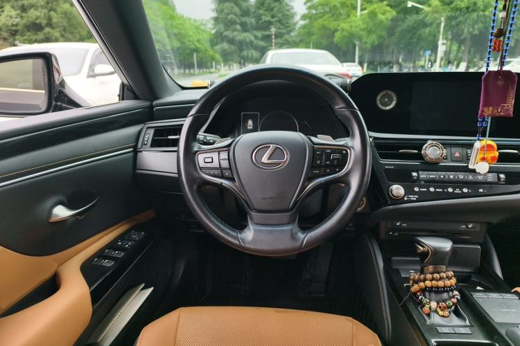 Used Lexus ES 2021 200 Excellence Edition Steering Wheel