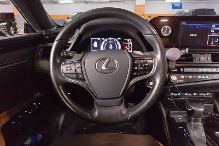 Used Lexus ES 2021 260 Excellence Edition Steering Wheel