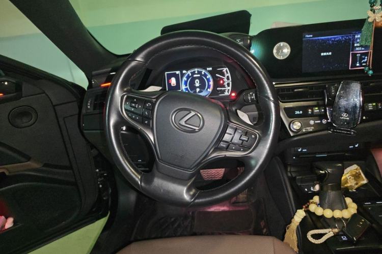 Used Lexus ES 2021 200 Excellence Edition Steering Wheel