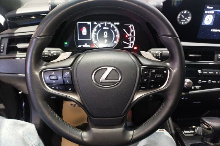 Used Lexus ES 2021 200 Excellence Edition Steering Wheel