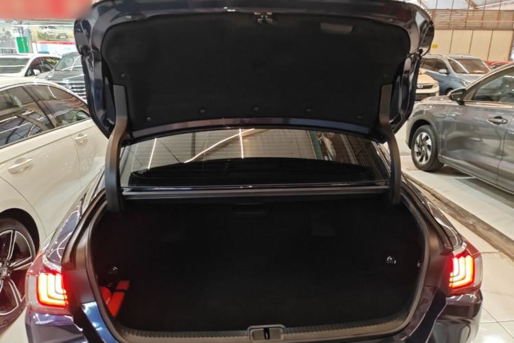 Used Lexus ES 2021 200 Excellence Edition Trunk