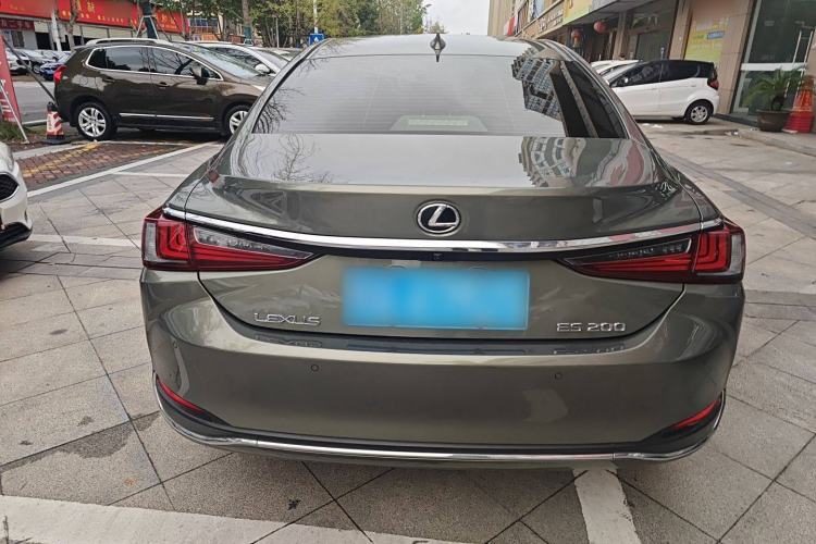 Used Lexus ES 2021 200 Excellence Edition Exterior 4