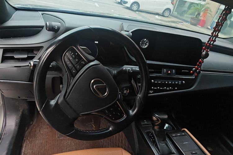 Used Lexus ES 2021 200 Excellence Edition Steering Wheel