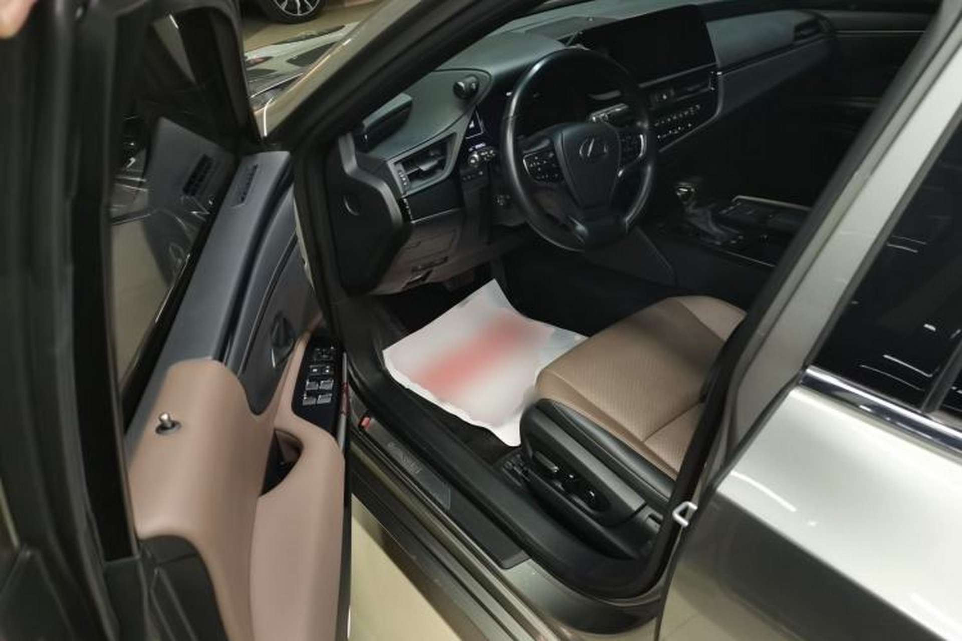 Used Lexus ES 2021 200 Excellence Edition Driver Seat