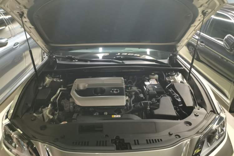Used Lexus ES 2021 200 Excellence Edition Engine Bay